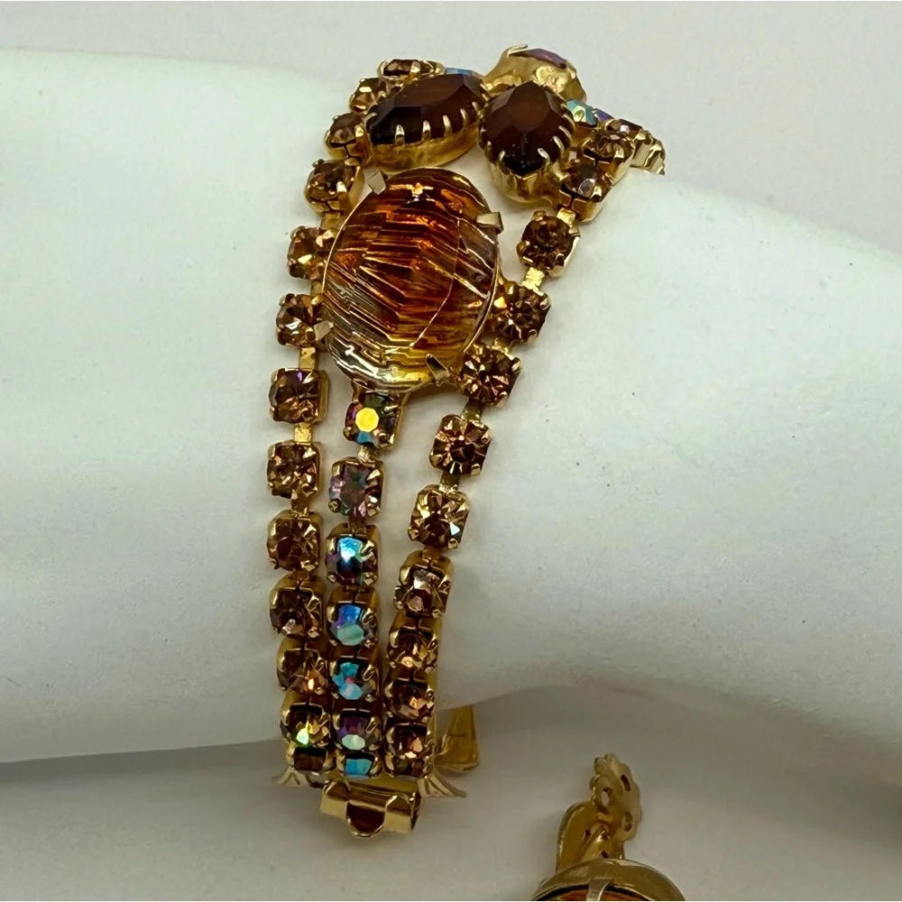 Vintage Juliana “Fantasia” 1965 w Vitrail Coated Stones Bracelet & Earrings Set